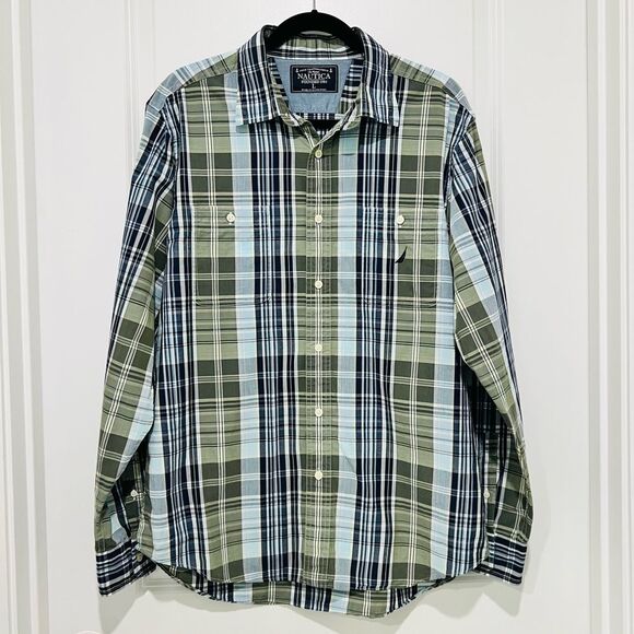 Nautica Men's Plaid Long Sleeve Button Up Shirt in Size Large Blue Green Plaid - Picture 1 of 10